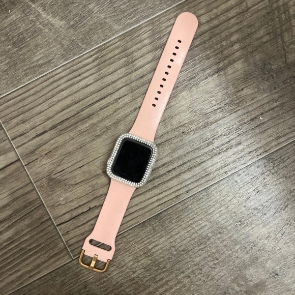 Apple Watch series 9 - Picture 1 of 4